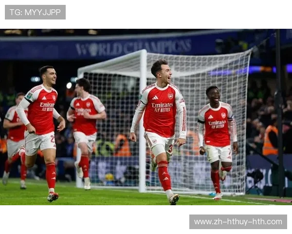 曼联名宿分析阿森纳虽失联赛杯 但英超争冠之路稳固 不会轻易掉链子 曼联名宿分析阿森纳虽失联赛杯 但英超争冠之路稳固 不会轻易掉链子